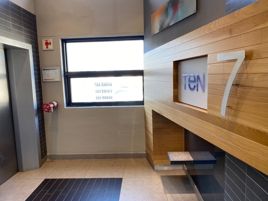 To Let commercial Property for Rent in Foreshore Western Cape